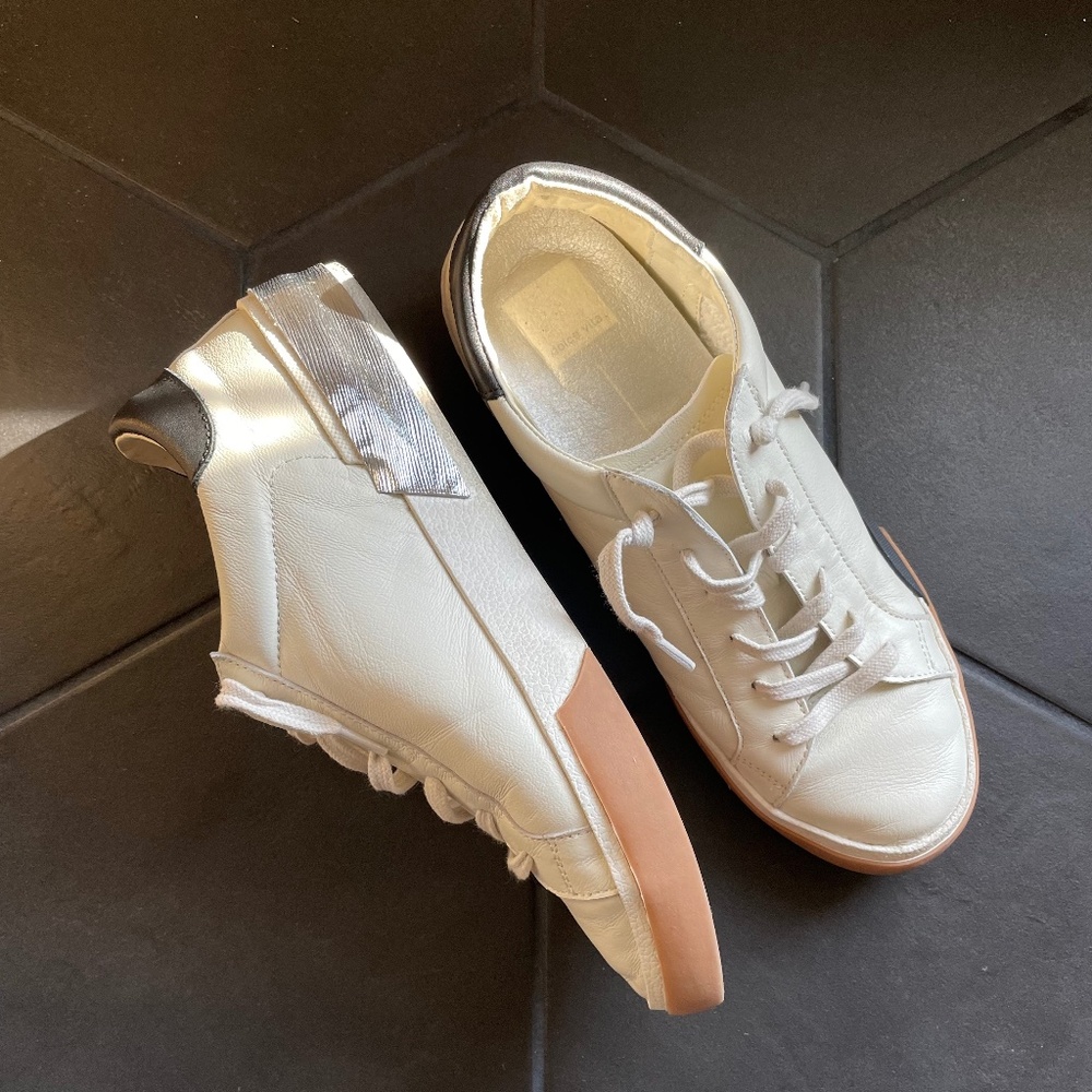 Dolce Vita Zina Fashion Sneakers Size 8.5 White Black Silver